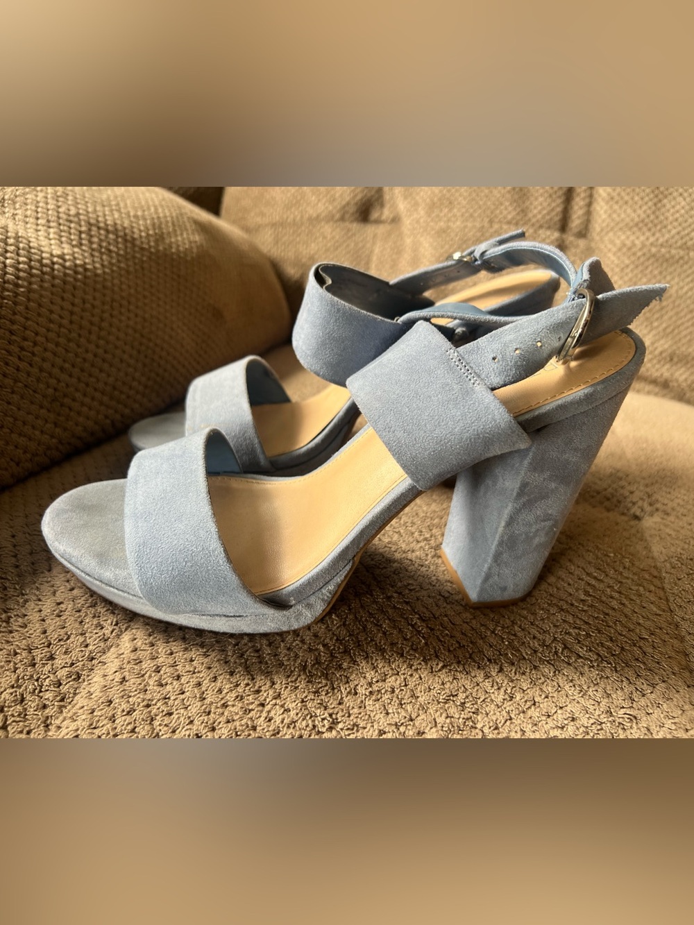 Kohl's Women's Suede Block Heel Sandals in Light Blue
